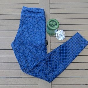 Hue Pattern Jeggings